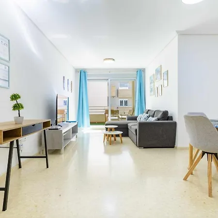 Port Arenal Con Terraza Y Piscina Appartement