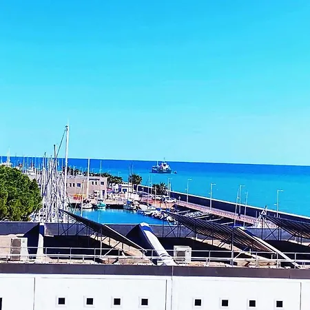 Port Arenal Con Terraza Y Piscina Apartment