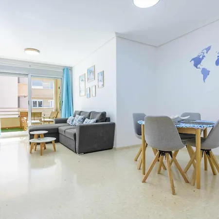 Port Arenal Con Terraza Y Piscina Apartment *